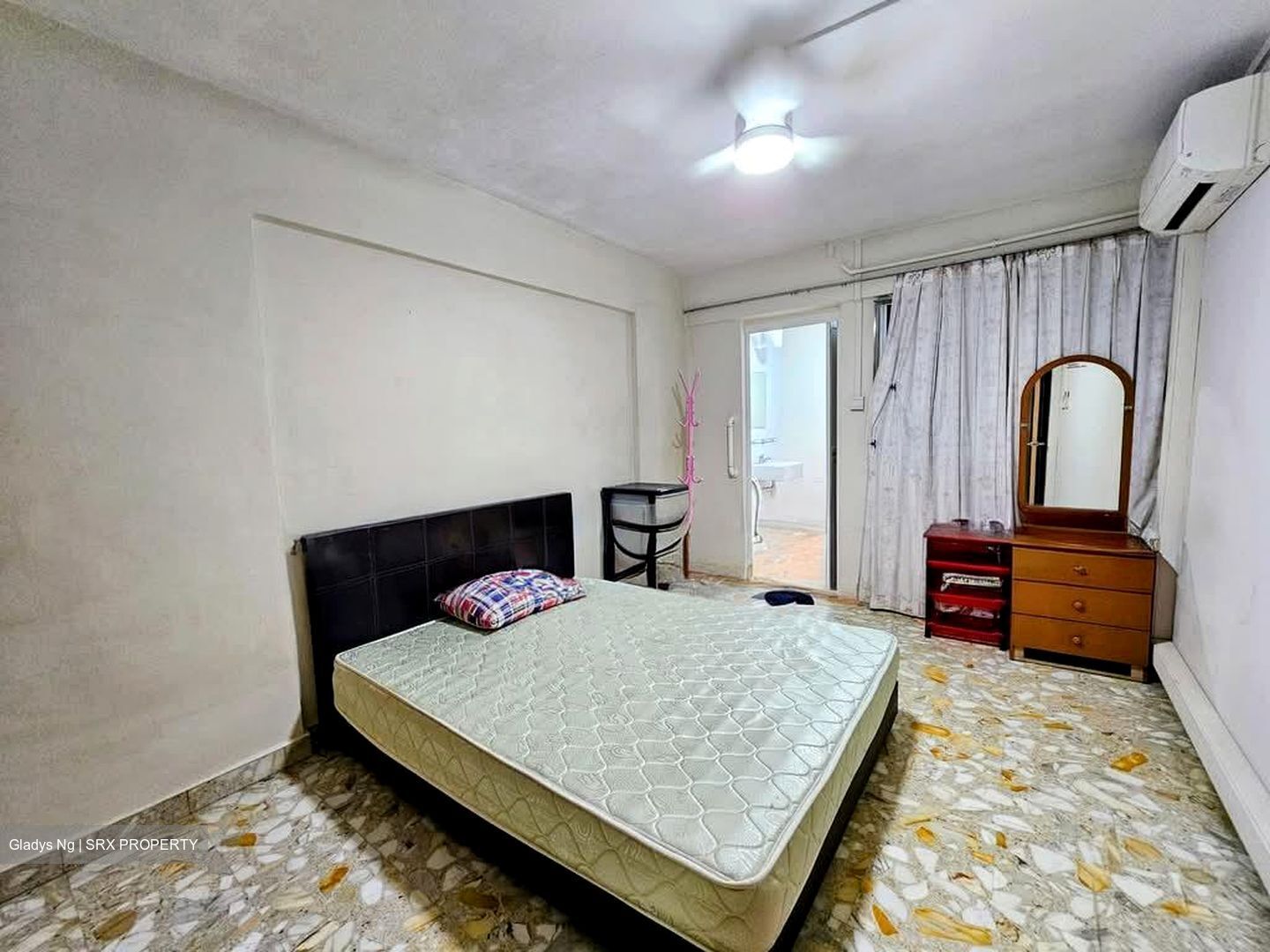 Blk 52 Teban Gardens Road (Jurong East), HDB 4 Rooms #552760021
